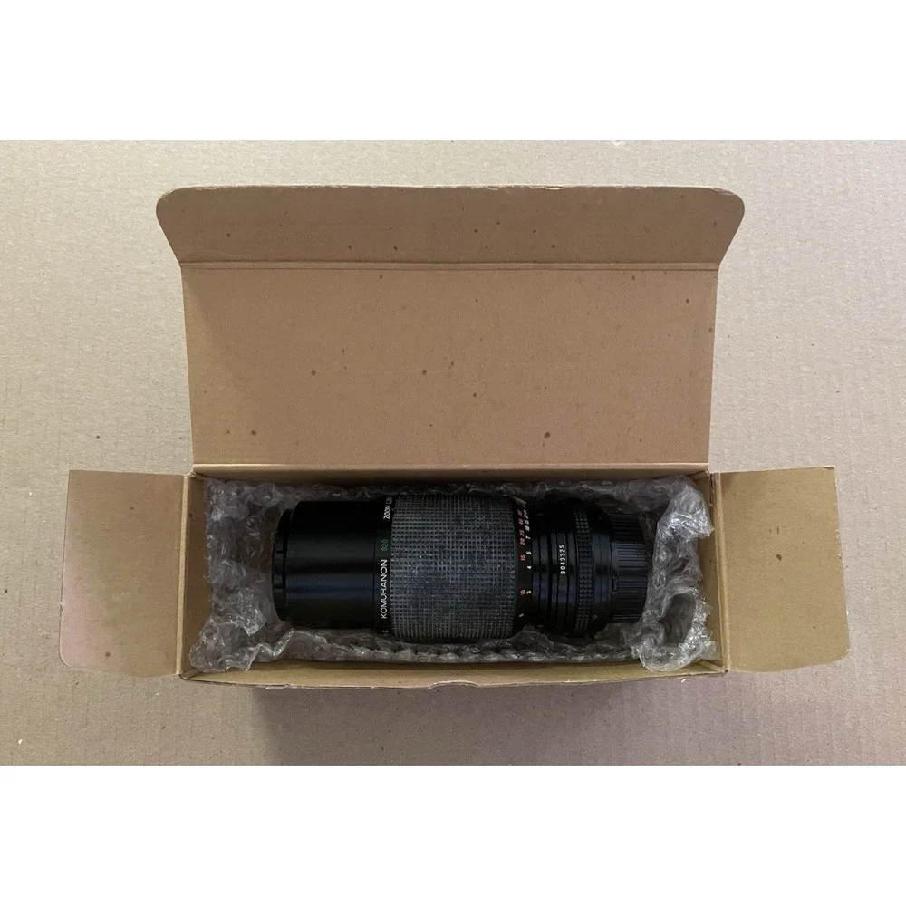 Vintage Komuranon 820 Zoom Lens‎ – 80–200mm f/4.5-Nikon AI Mount-Made in Japan